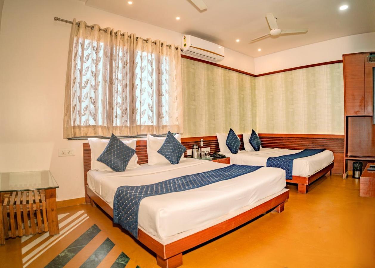 Uddhav Vilas A Family Hotel Udaipur Luaran gambar