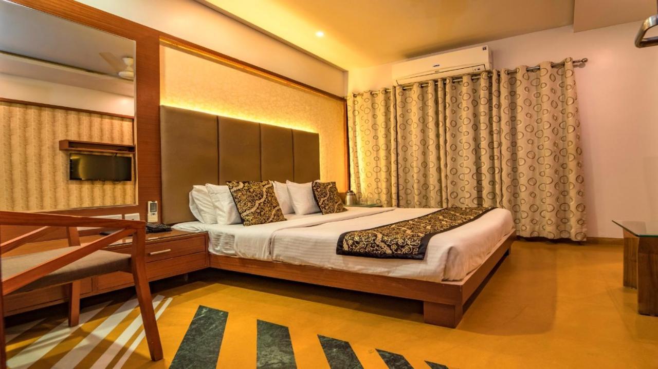Uddhav Vilas A Family Hotel Udaipur Luaran gambar